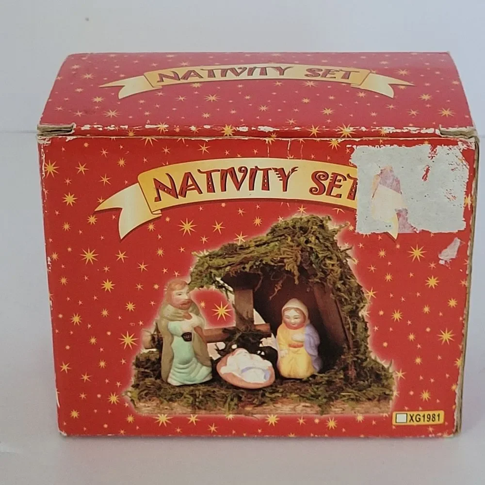 Nativity Stable 3 Figurine Set